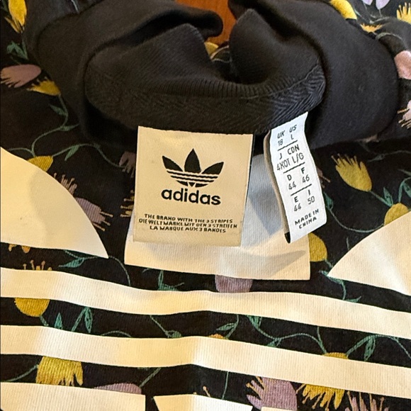 Adidas Crew Neck Tee T-Shirt Black Purple Yellow Flowers Floral Size Large EUC - Picture 3 of 4